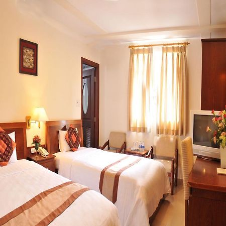 Lac Vien Hotel Bandar Ho Chi Minh Luaran gambar