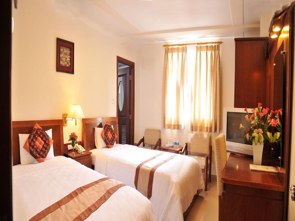 Lac Vien Hotel Bandar Ho Chi Minh Luaran gambar