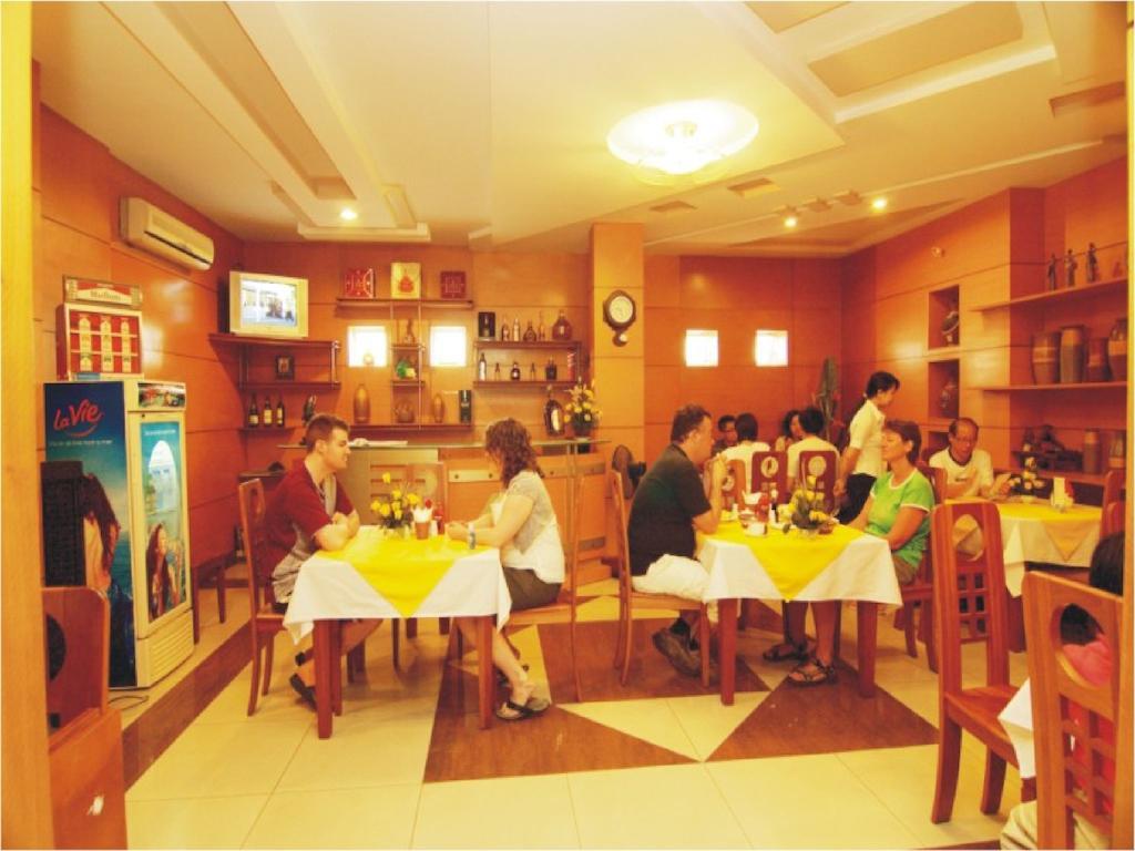 Lac Vien Hotel Bandar Ho Chi Minh Luaran gambar