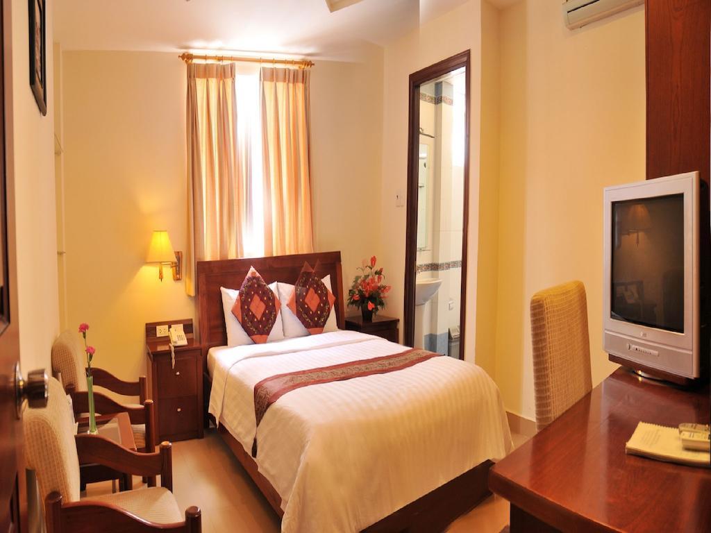Lac Vien Hotel Bandar Ho Chi Minh Luaran gambar