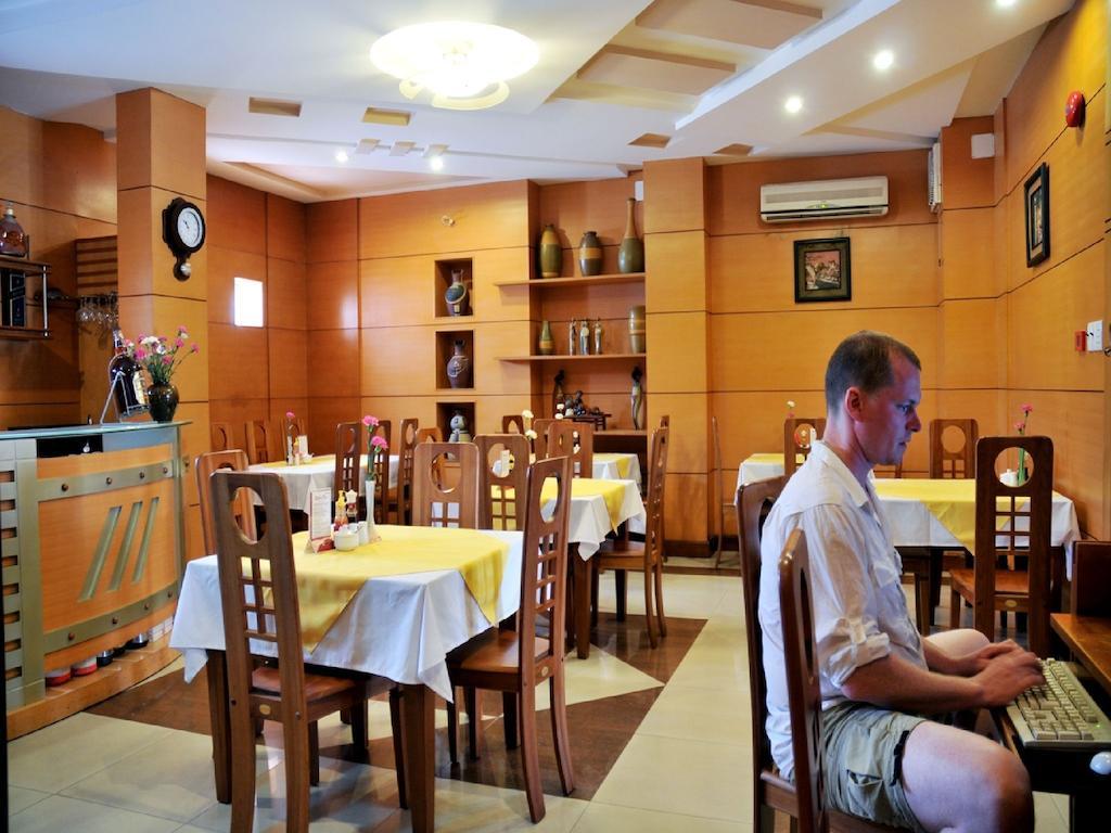 Lac Vien Hotel Bandar Ho Chi Minh Luaran gambar